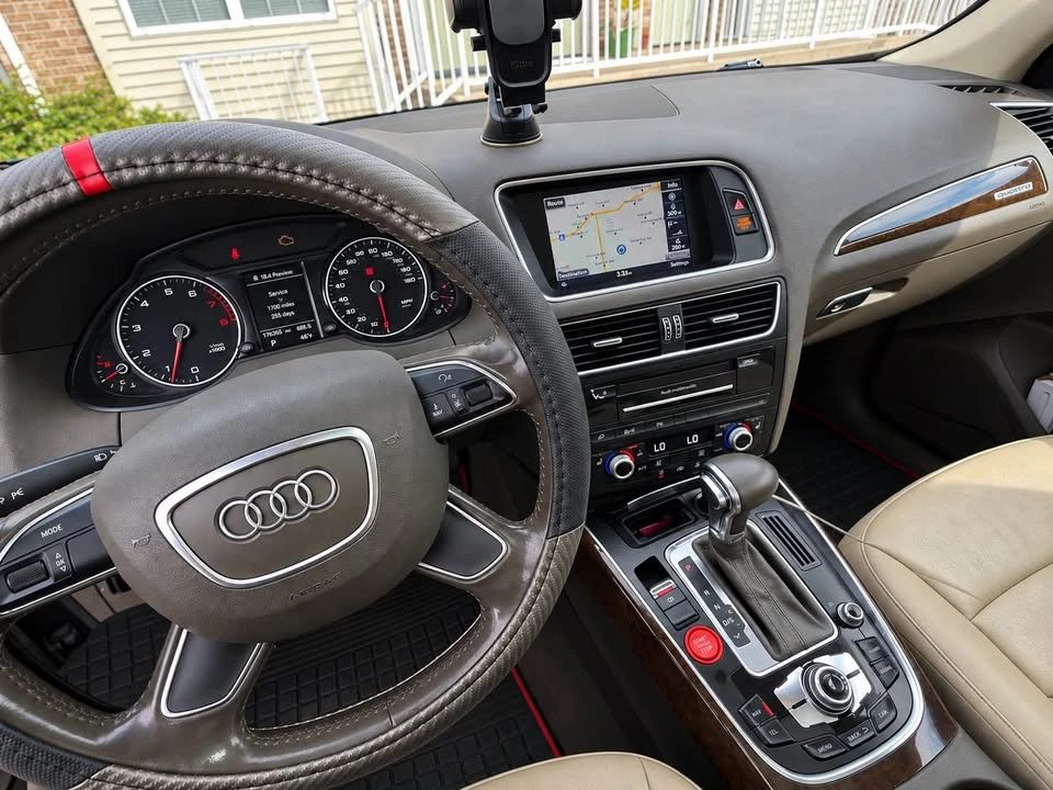 2013 Audi 8R Q5 - Image 10 of 10