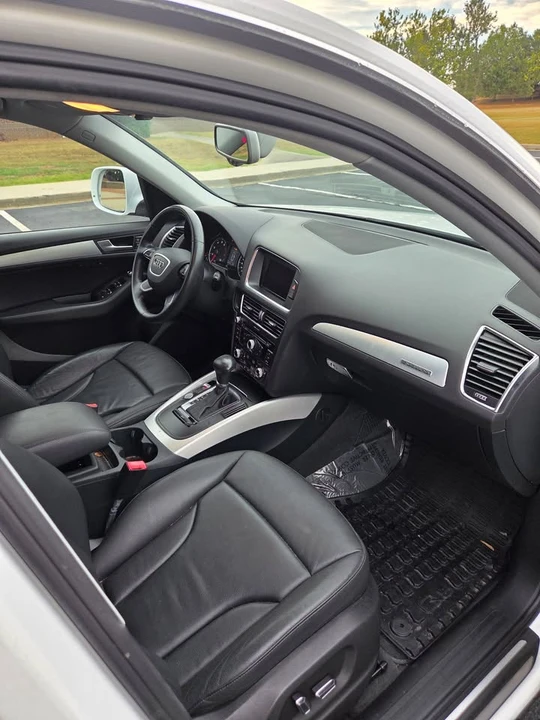 2013 Audi 8R Q5 - Image 8 of 12