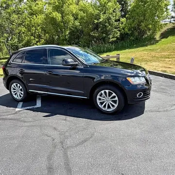2013 Audi Q5 2.0T Quattro Premium