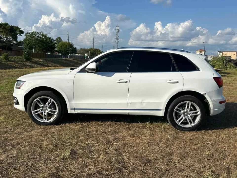 2013 Audi 8R Q5 - Image 2 of 17