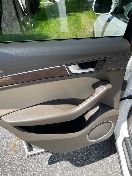 2013 Audi 8R Q5 - Image 10 of 12