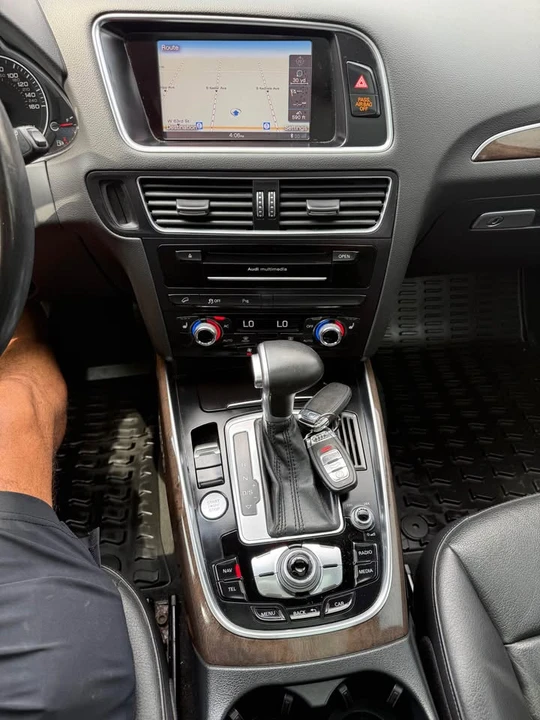 2013 Audi 8R Q5 - Image 15 of 20