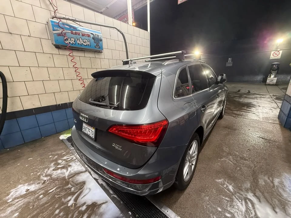 2013 Audi 8R Q5 - Image 2 of 10