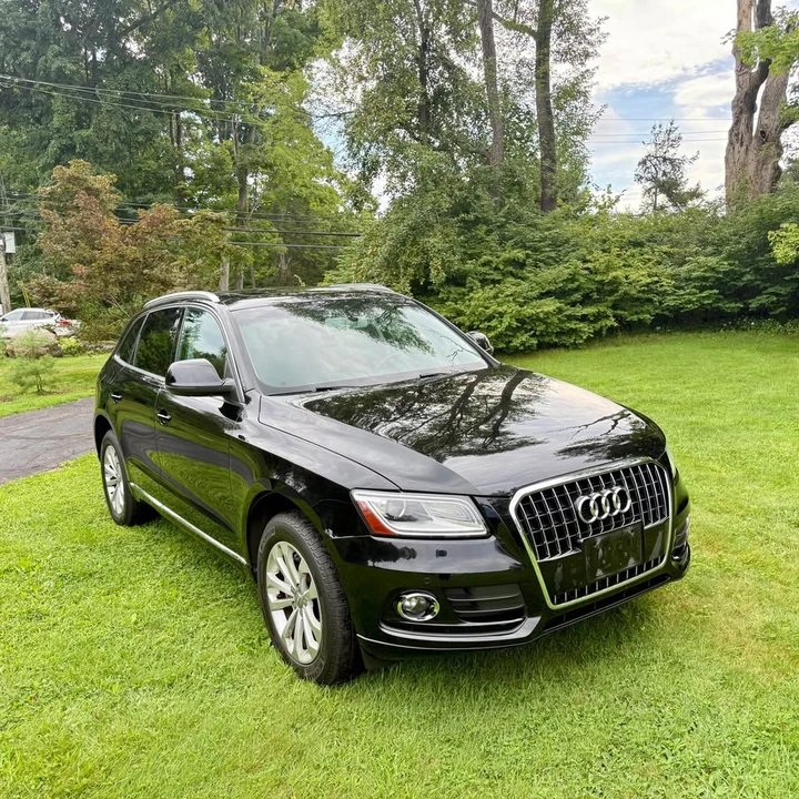 2013 Audi 8R Q5 - Image 2 of 10
