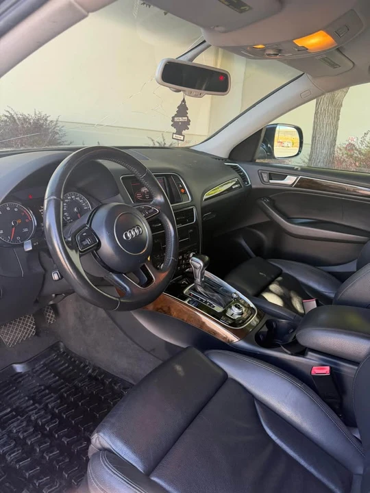 2013 Audi 8R Q5 - Image 10 of 15
