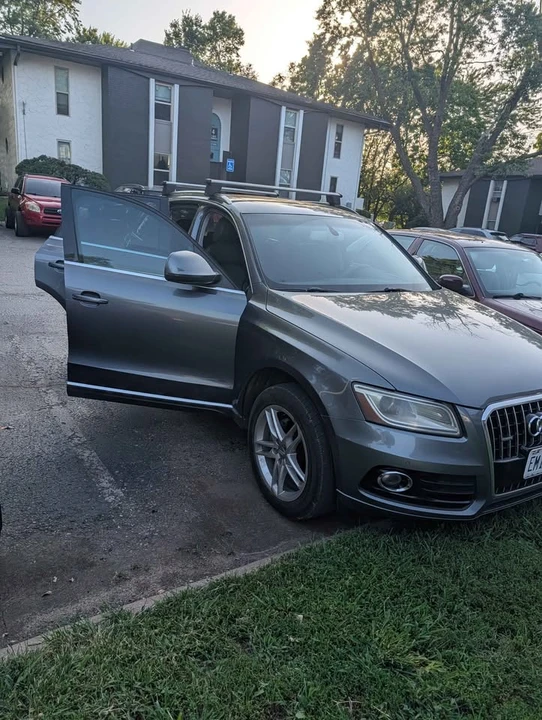 2013 Audi 8R Q5 - Image 2 of 8
