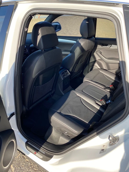 2013 Audi 8R Q5 - Image 12 of 31