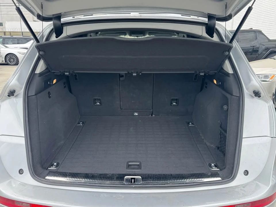 2013 Audi 8R Q5 - Image 19 of 20
