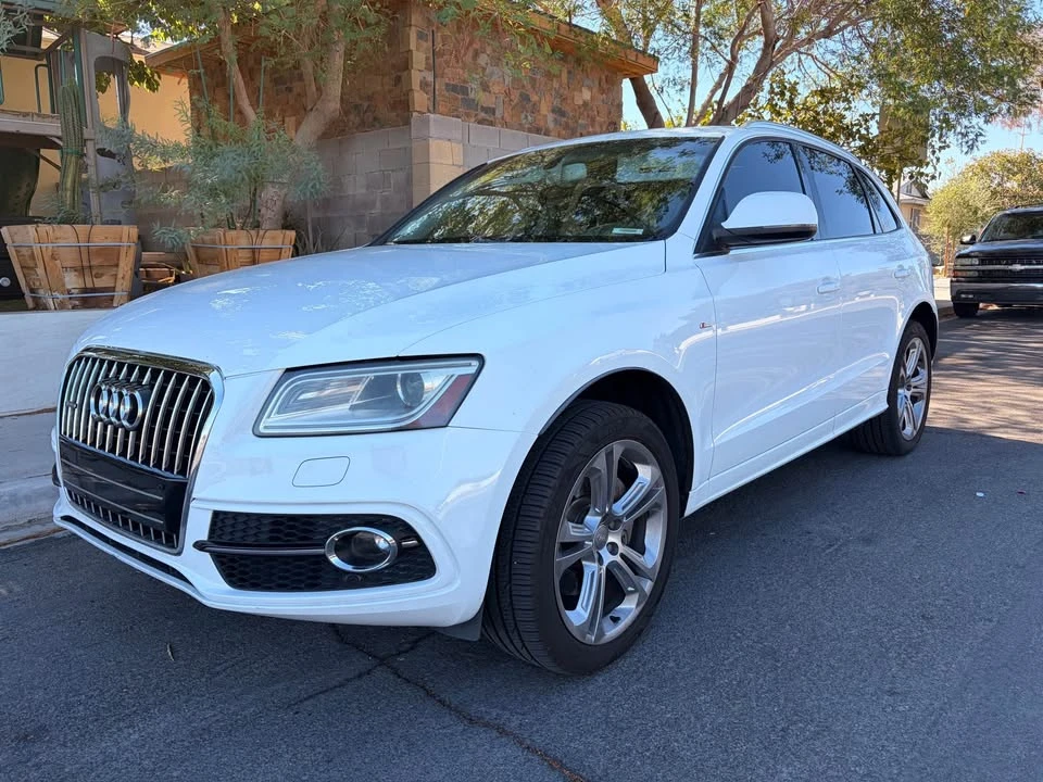 2013 Audi 8R Q5 - Image 2 of 18