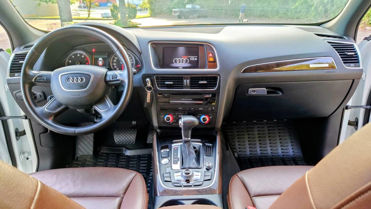 2013 Audi 8R Q5 - Image 6 of 24