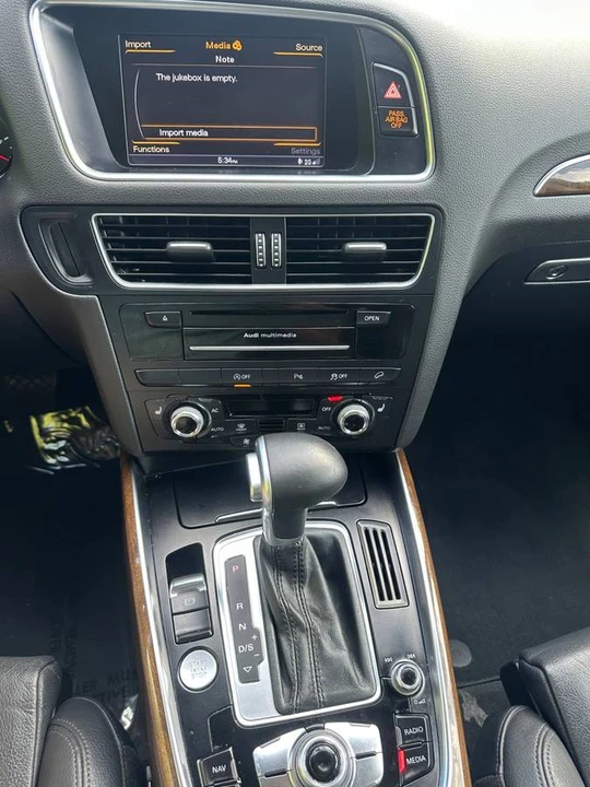 2013 Audi 8R Q5 - Image 13 of 24