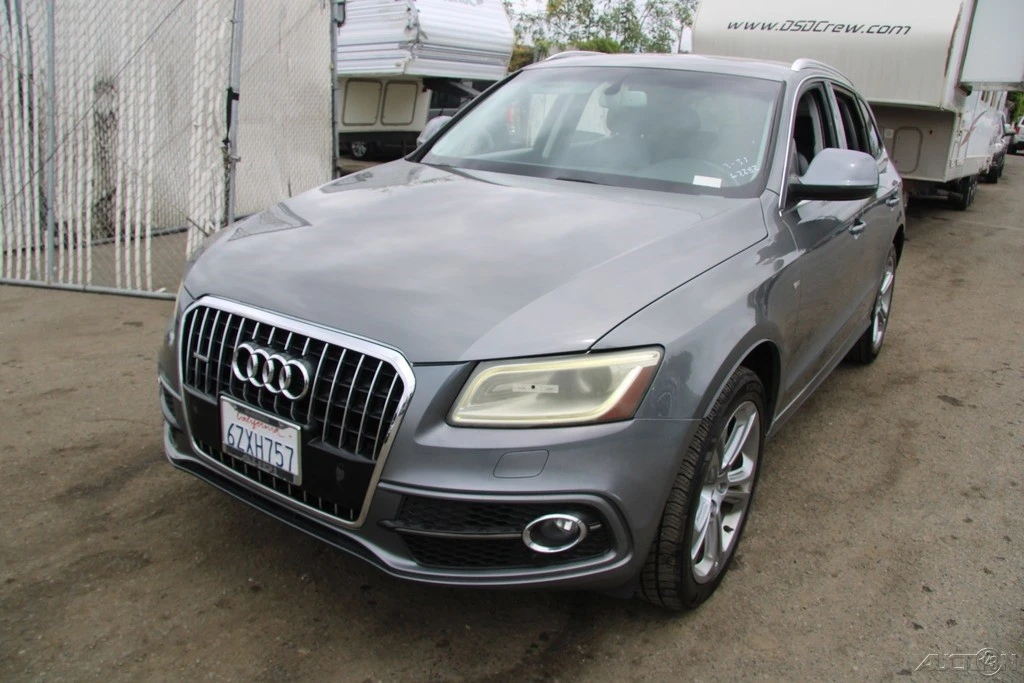 2013 Audi 8R Q5 - Image 2 of 21