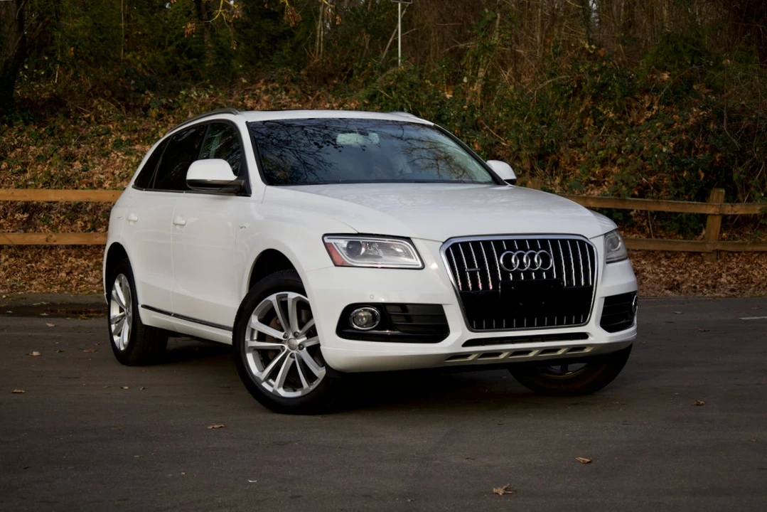 2013 Audi 8R Q5 - Image 4 of 31