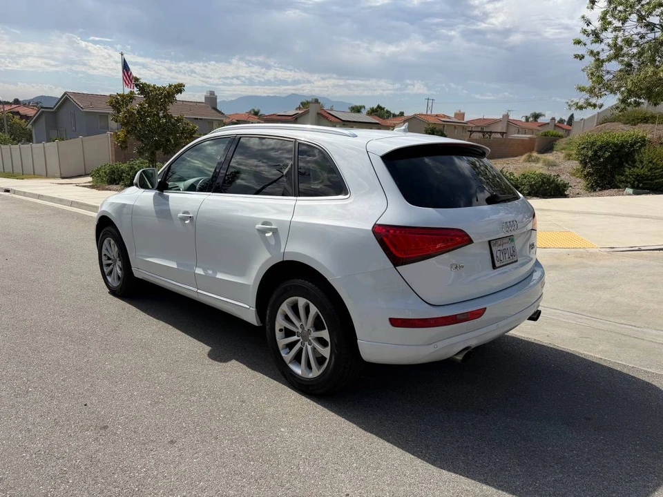 2013 Audi 8R Q5 - Image 2 of 12