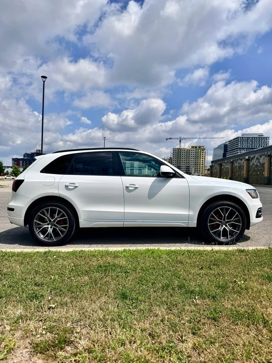 2013 Audi 8R Q5 - Image 4 of 20