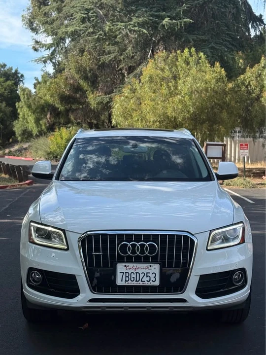 2013 Audi 8R Q5 - Image 2 of 10