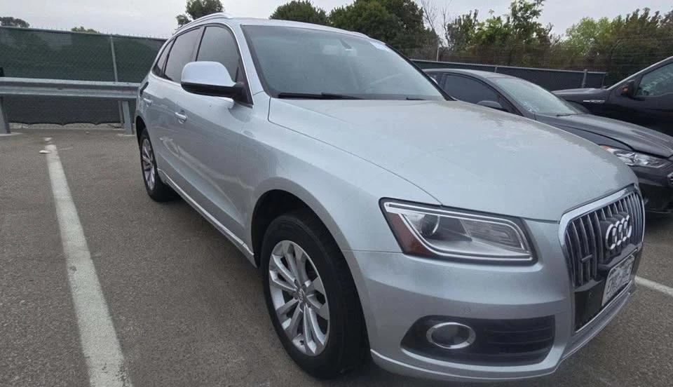 2013 Audi 8R Q5 - Image 2 of 3