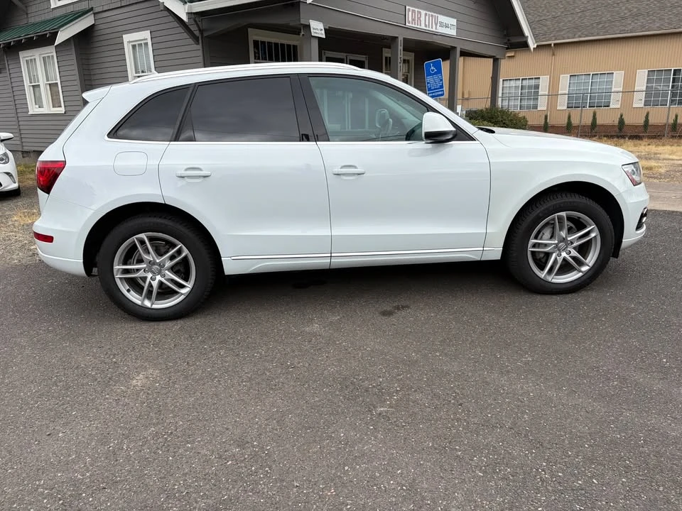 2013 Audi 8R Q5 - Image 8 of 8