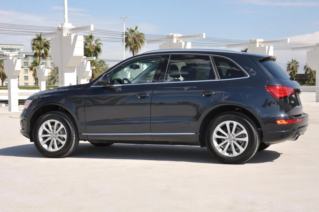 2013 Audi 8R Q5 - Image 6 of 31