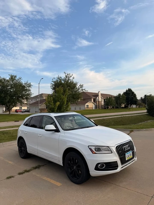 2013 Audi 8R Q5 - Image 2 of 6