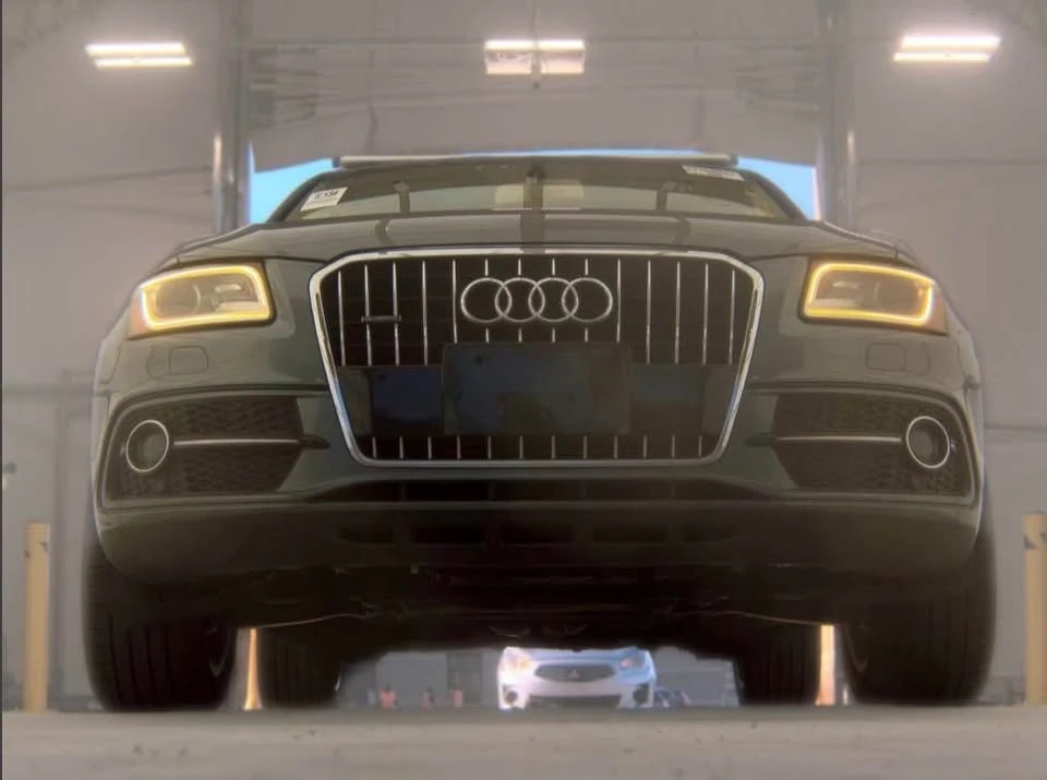 2013 Audi 8R Q5 - Image 11 of 13