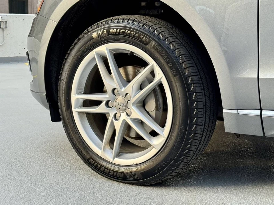 2013 Audi 8R Q5 - Image 9 of 24