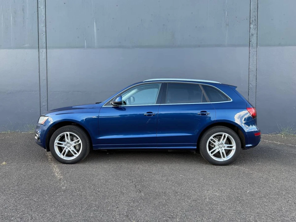 2013 Audi 8R Q5 - Image 2 of 19