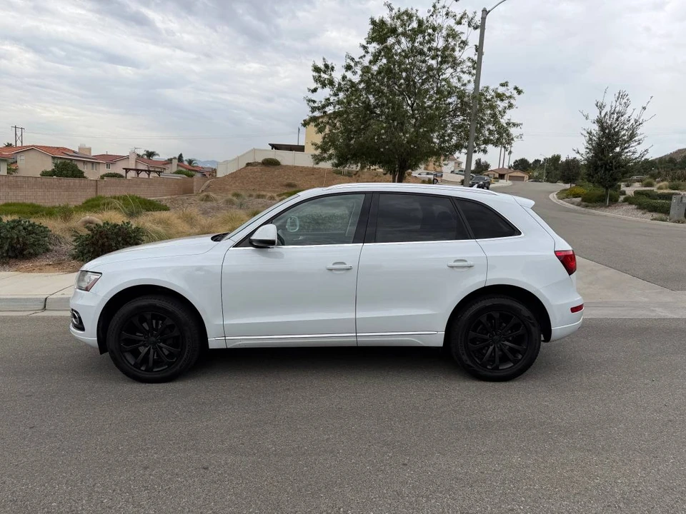 2013 Audi 8R Q5 - Image 2 of 13