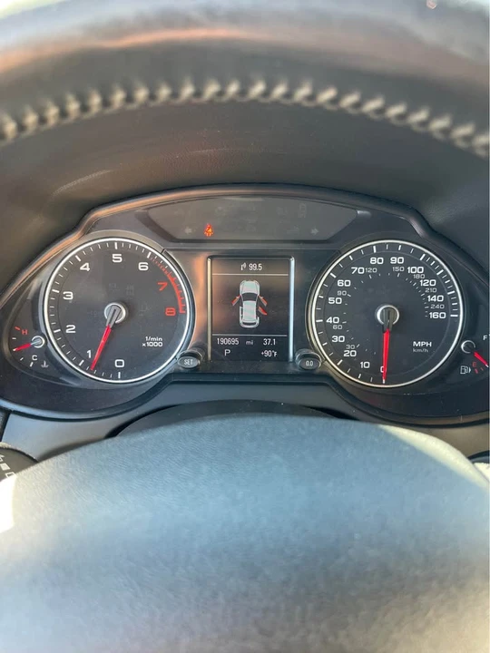 2013 Audi 8R Q5 - Image 11 of 12