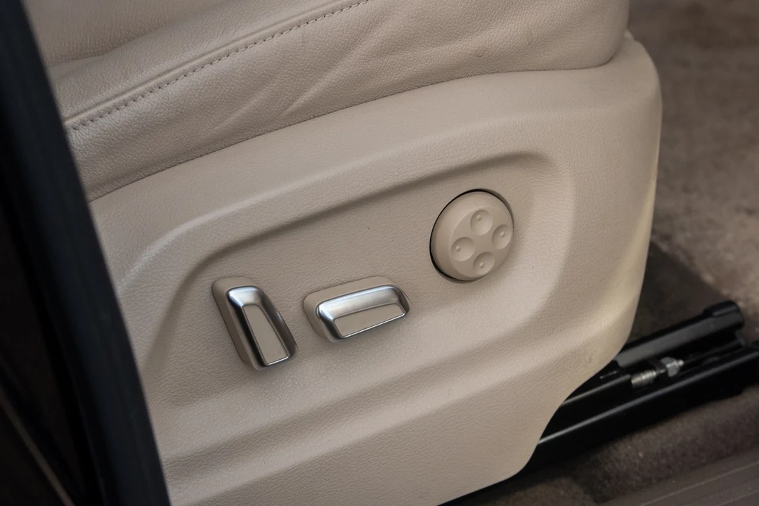 2013 Audi 8R Q5 - Image 25 of 30