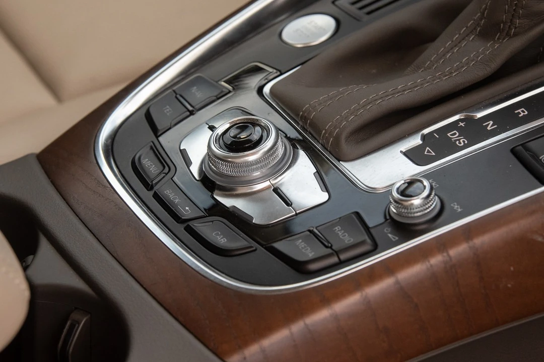 2013 Audi 8R Q5 - Image 27 of 30