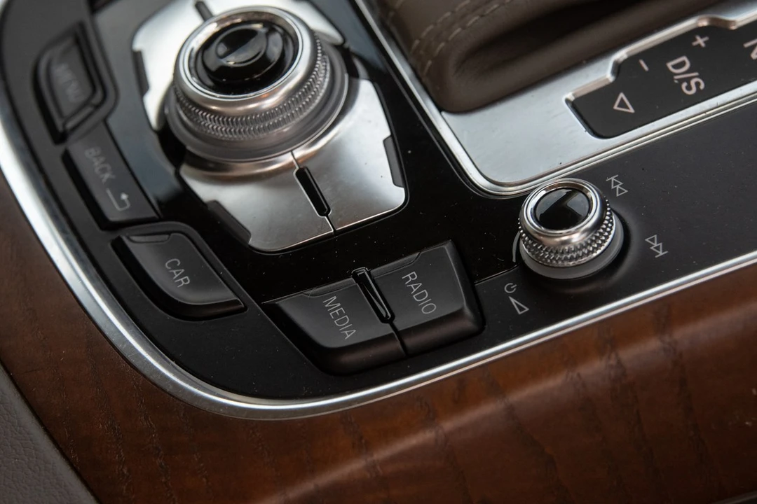 2013 Audi 8R Q5 - Image 29 of 30