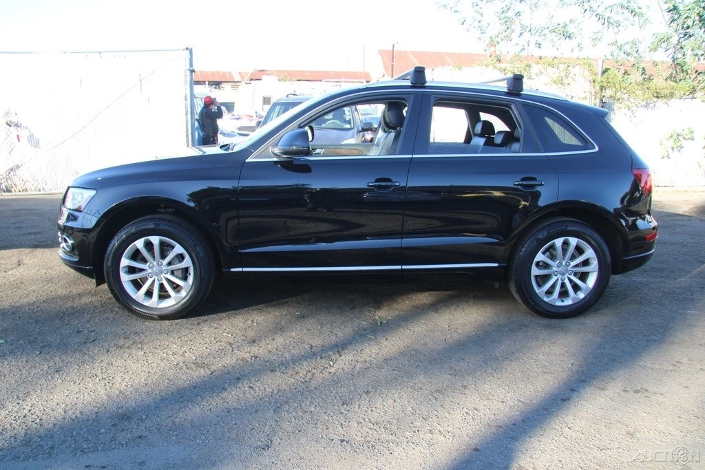 2013 Audi 8R Q5 - Image 8 of 21