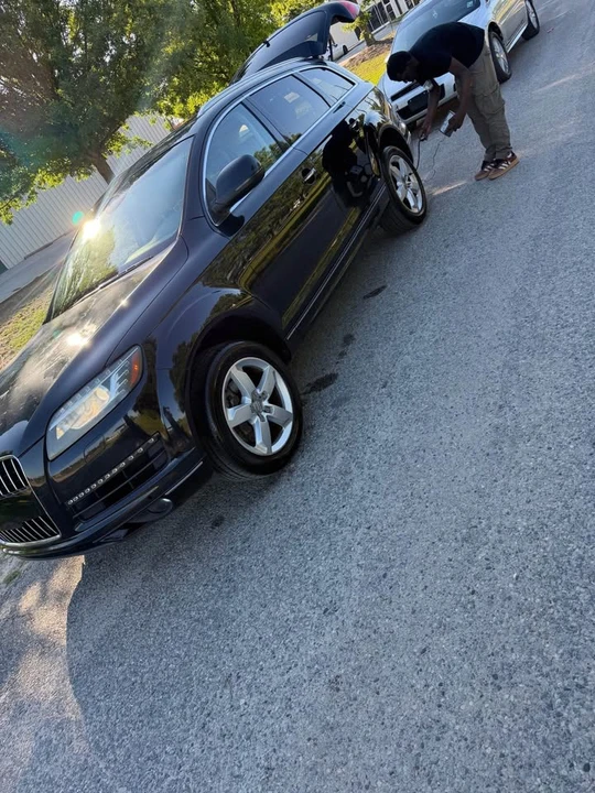 2013 Audi 4L Q7 - Image 2 of 17