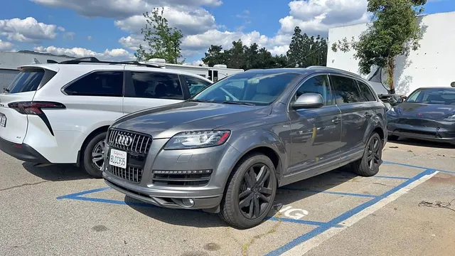 2013 Audi Q7 3.0 TDI Quattro Premium Sport Utility 4D