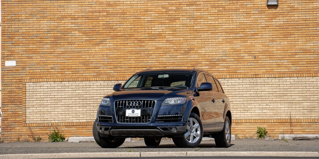 2013 Audi 4L Q7 - Image 2 of 31