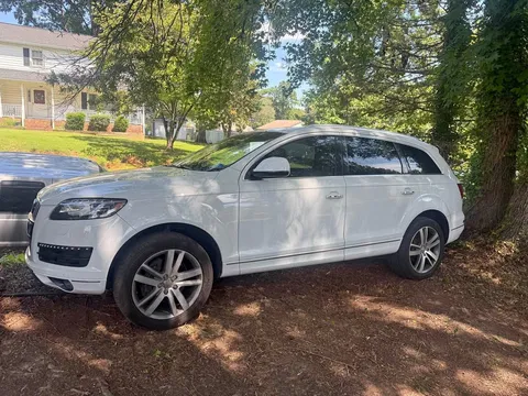 2013 Audi Q7 3.0T Quattro Premium Sport Utility 4D