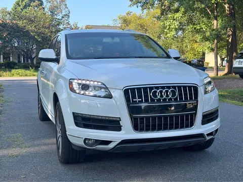 2013 Audi Q7 3.0T Quattro Premium Sport Utility 4D