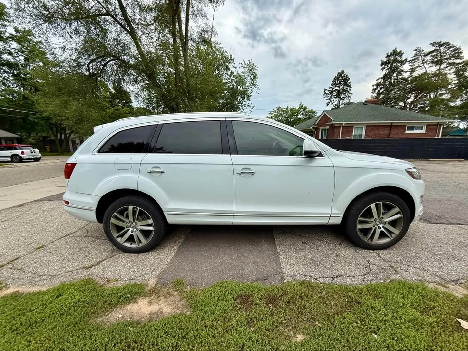 2013 Audi 4L Q7 - Image 2 of 9