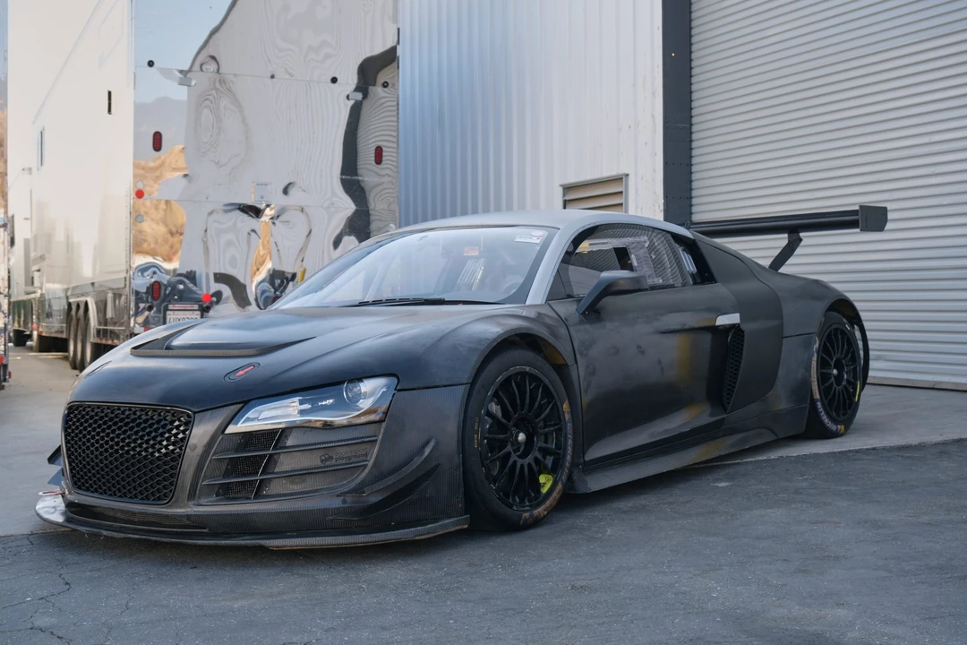 2013 Audi 42 R8 - Image 4 of 31