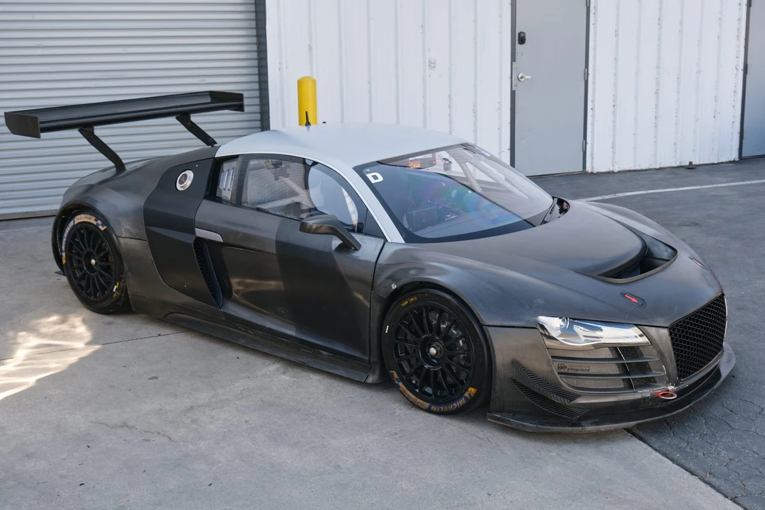 2013 Audi 42 R8 - Image 11 of 31