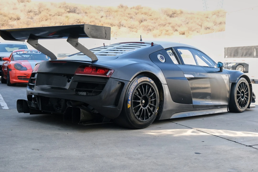 2013 Audi 42 R8 - Image 9 of 31