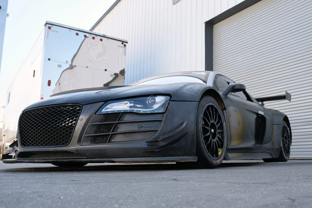 2013 Audi 42 R8 - Image 2 of 31