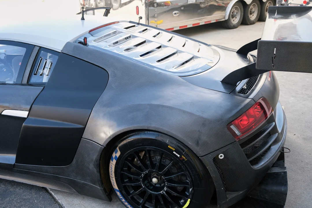 2013 Audi 42 R8 - Image 15 of 31