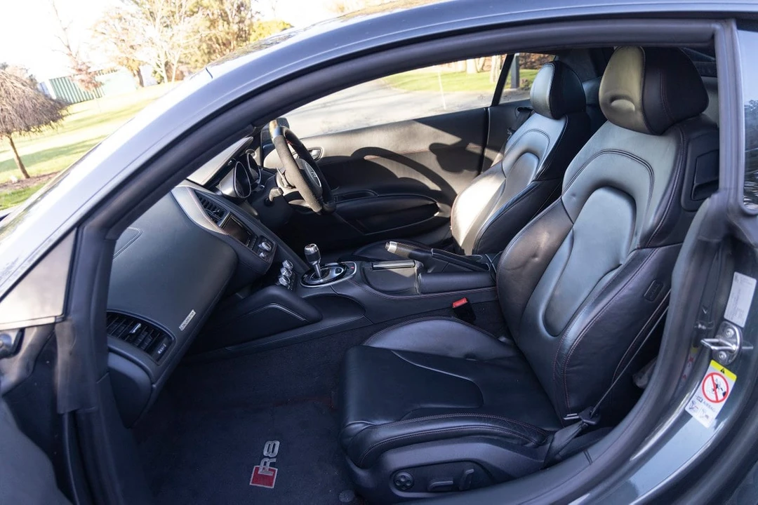 2013 Audi 42 R8 - Image 15 of 30
