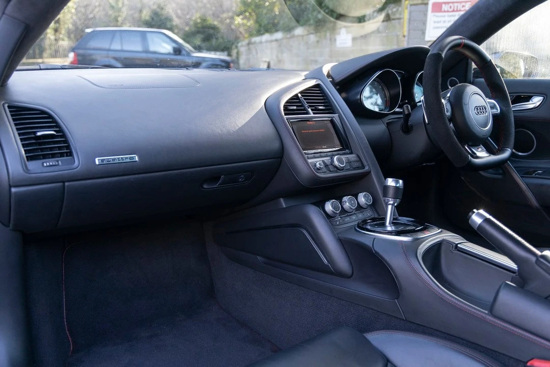 2013 Audi 42 R8 - Image 26 of 30