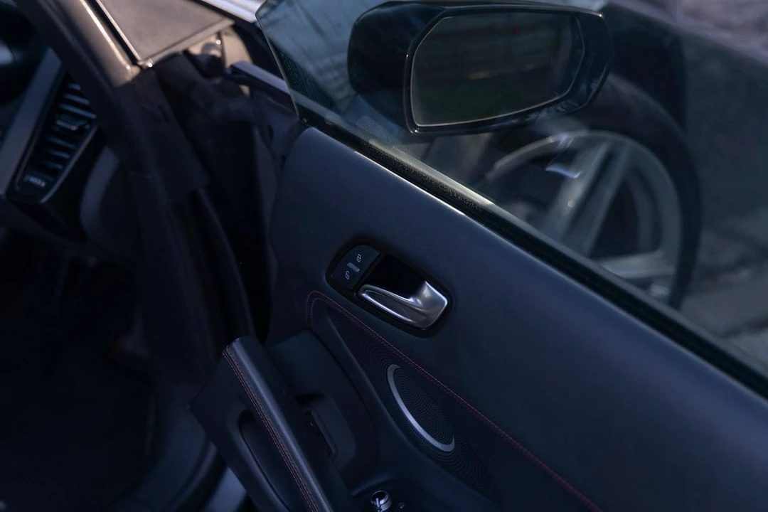 2013 Audi 42 R8 - Image 19 of 30
