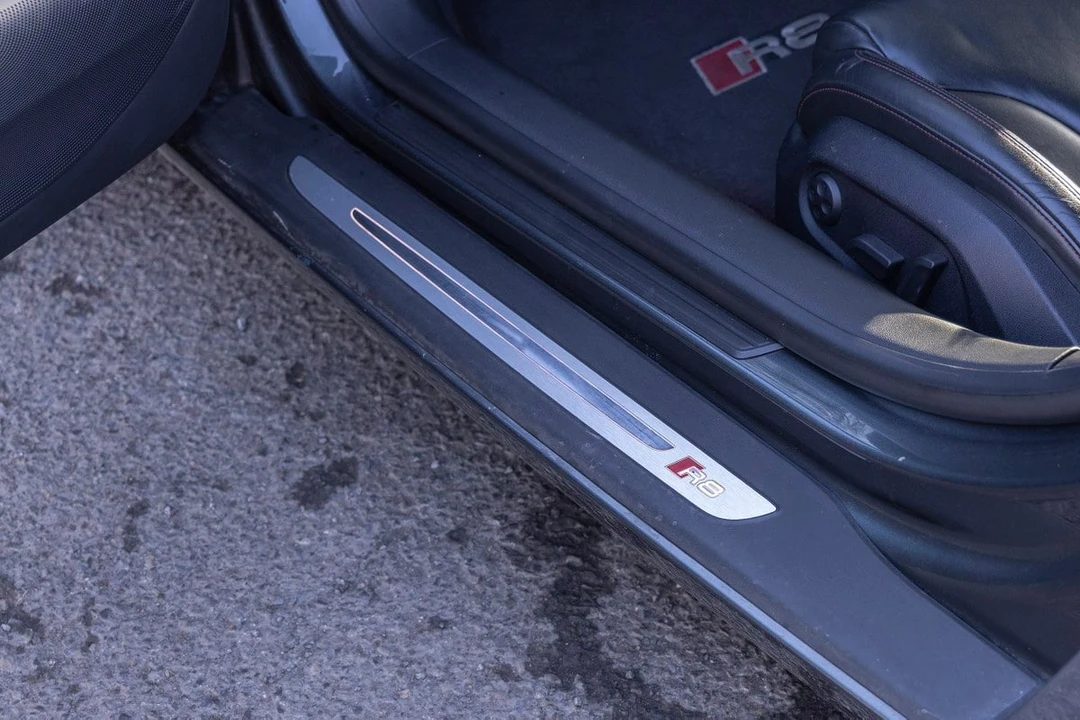 2013 Audi 42 R8 - Image 25 of 31