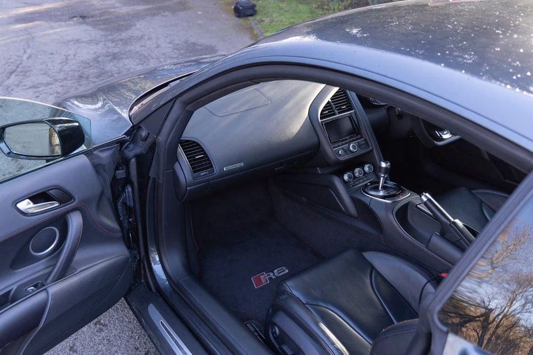 2013 Audi 42 R8 - Image 23 of 31