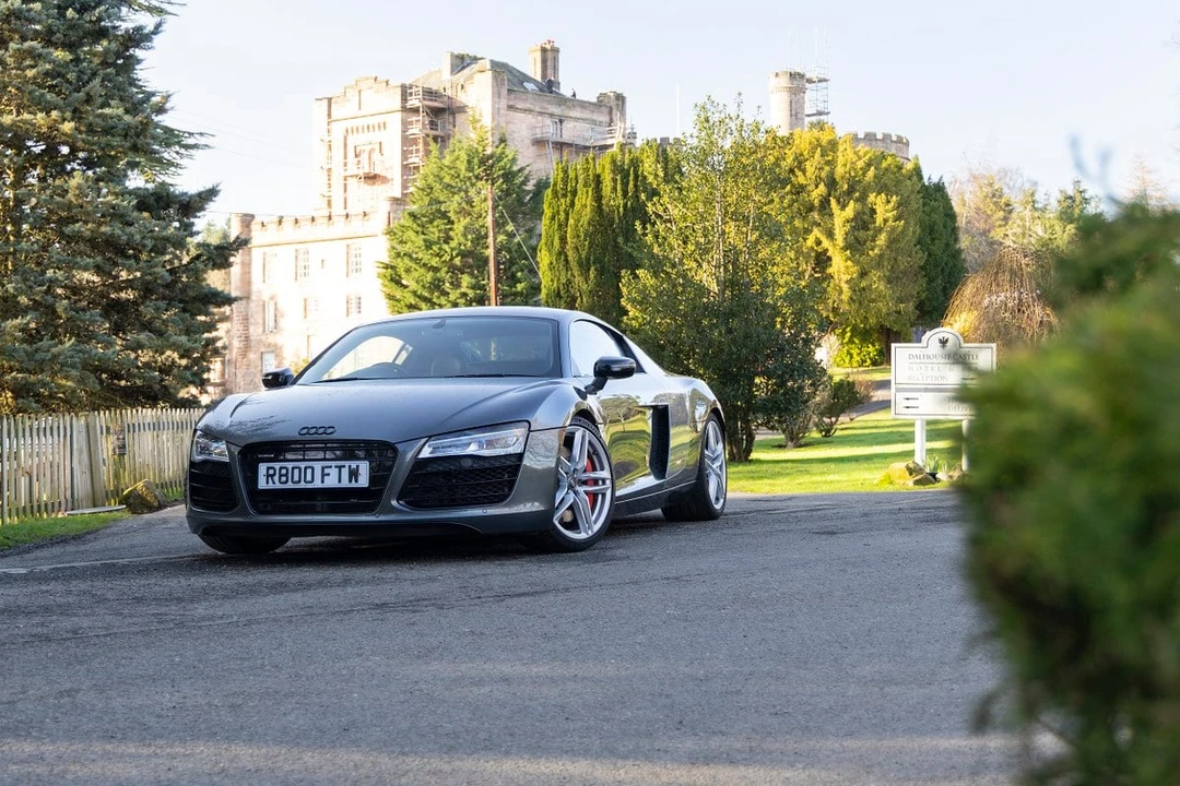 2013 Audi 42 R8 - Image 8 of 31